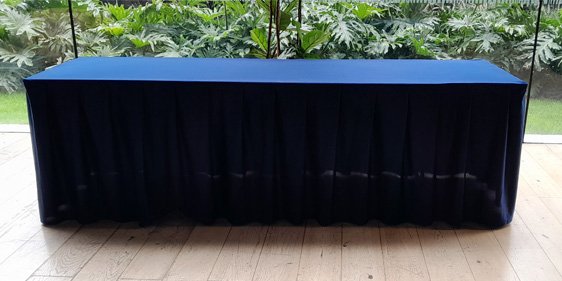 mantel tipo bambalina azul marino