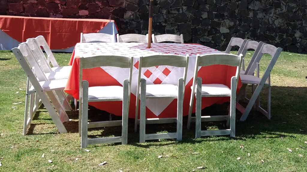 mesa-imperial-con-silla-avant-garde-4